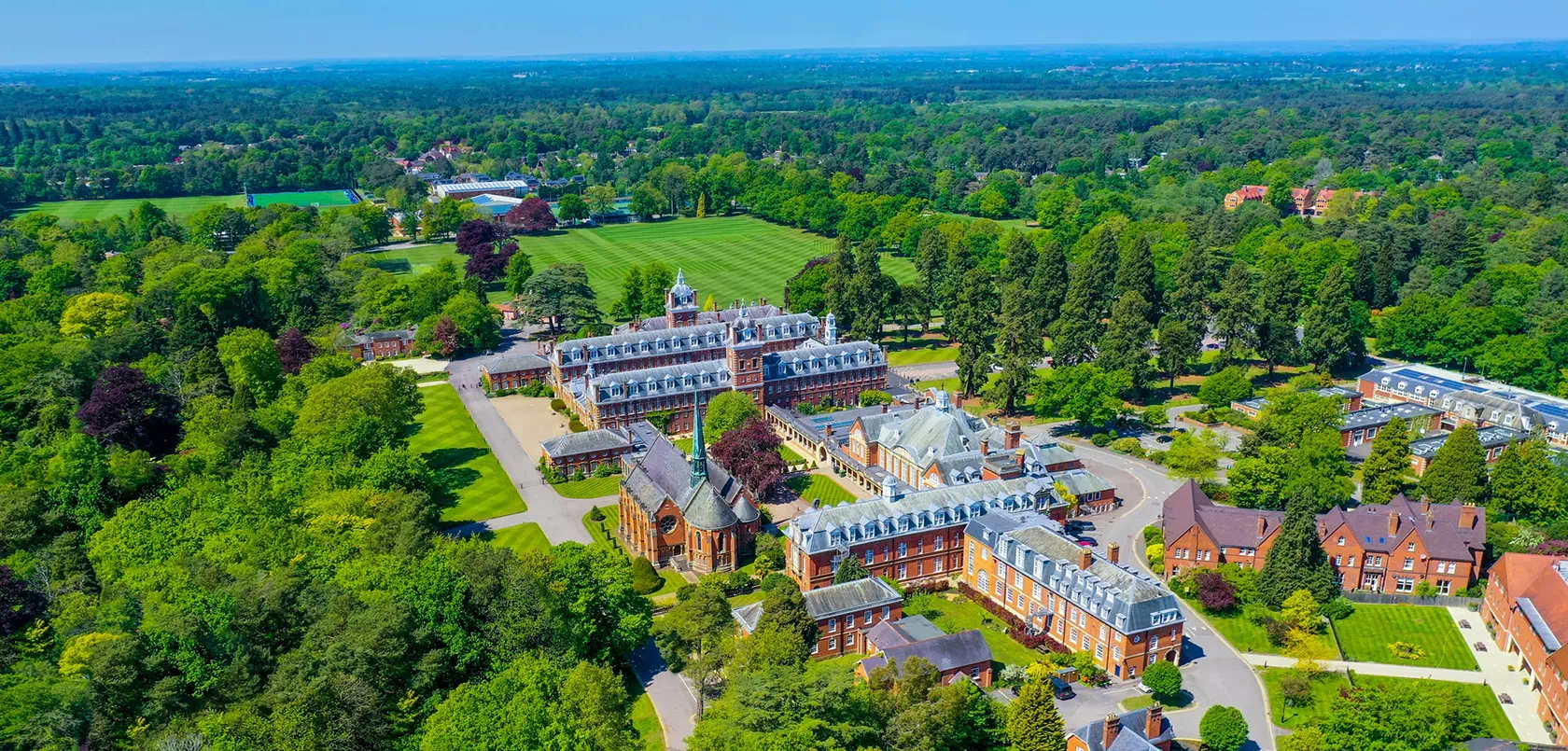 Crowthorne - Wellington College & Eagle House