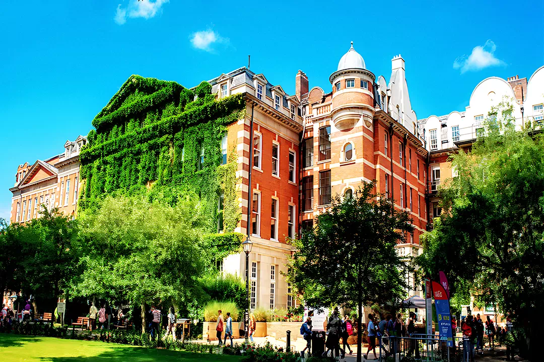 King's College London